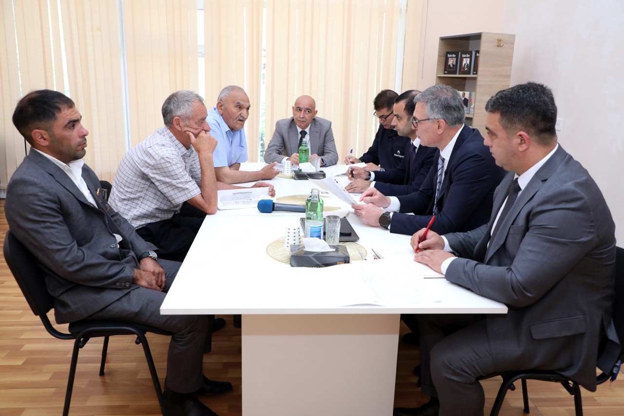 "Azəriqaz”ın baş direktoru Qobustanda vətəndaş qəbulu keçirdi - FOTOLAR